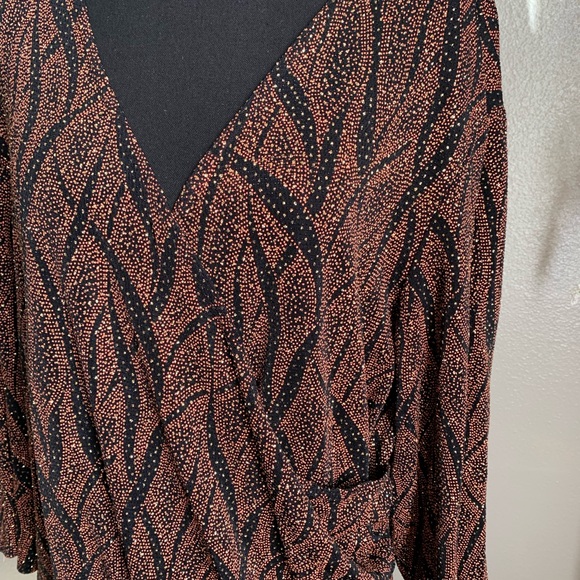 Helene Blake Black Gold Metallic Sparkly Top Size 2X - Picture 13 of 17